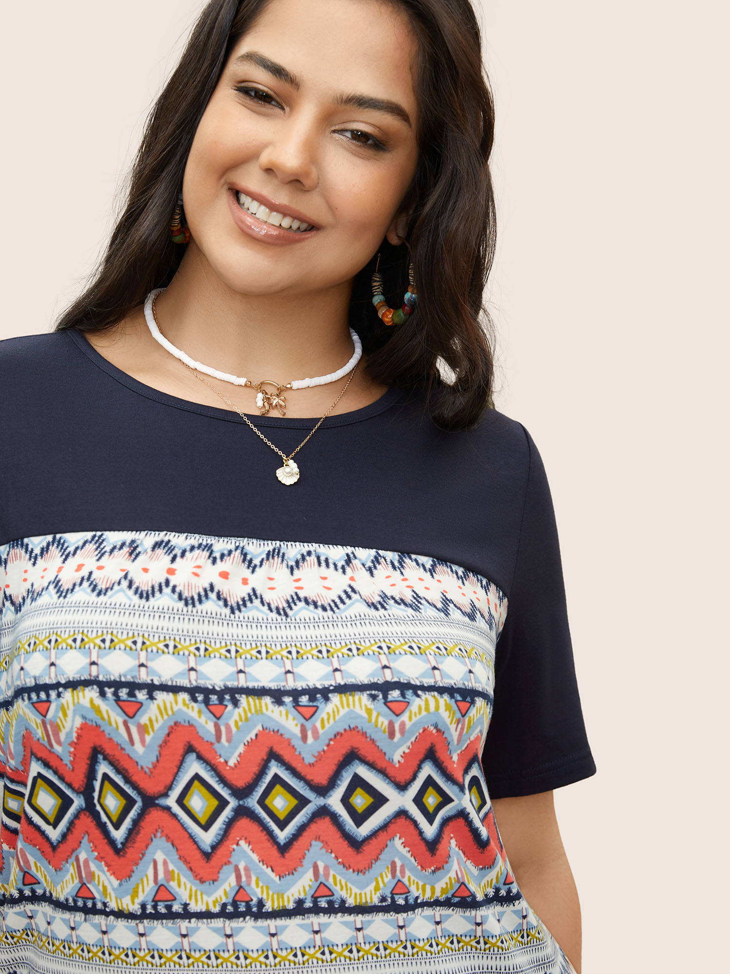 Plus Size Round Neck Bandana Print Patchwork T-shirt Indigo Women Resort Contrast Art&design Round Neck Vacation T-shirts BloomChic 14-16/1X 