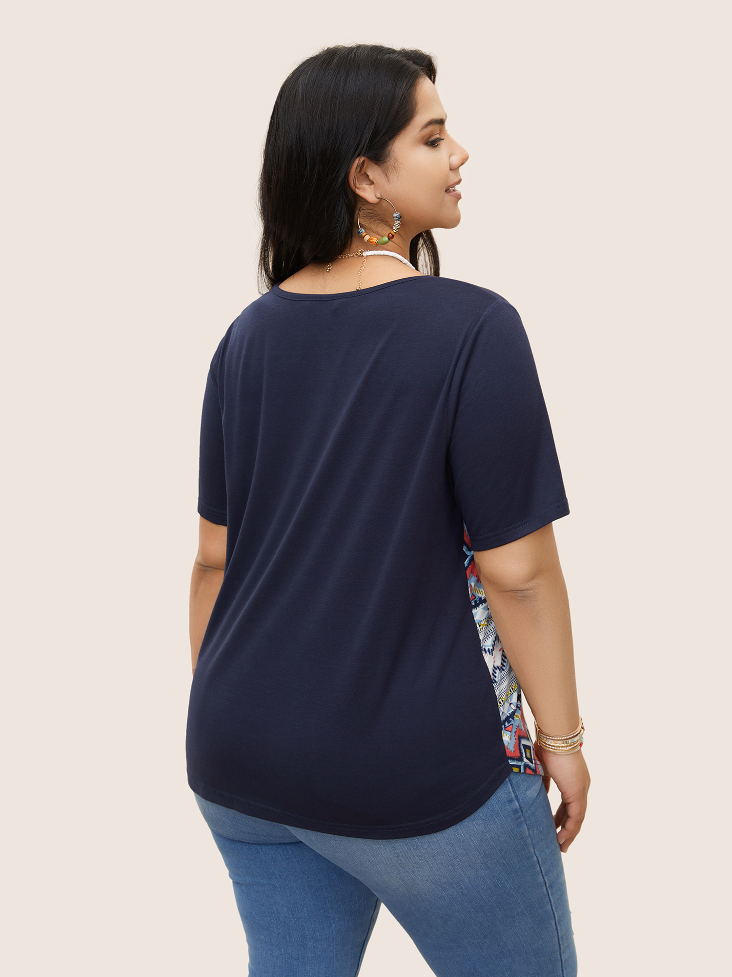 Plus Size Round Neck Bandana Print Patchwork T-shirt Indigo Women Resort Contrast Art&design Round Neck Vacation T-shirts BloomChic 14-16/1X 