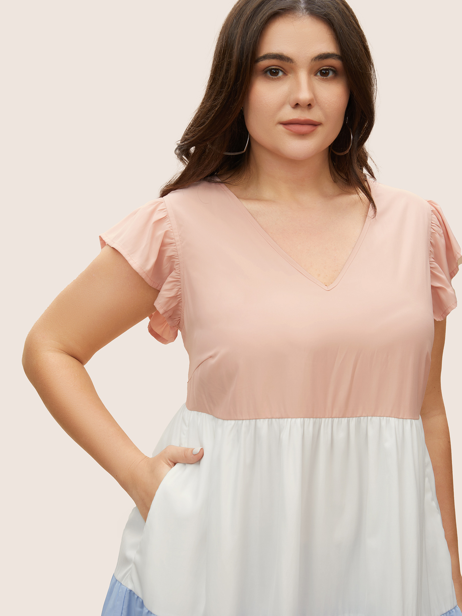 Plus Size Colorblock Contrast Ruffle Cap Sleeve Dress Multicolor Women Patchwork V-neck Cap Sleeve Curvy BloomChic 10/M 