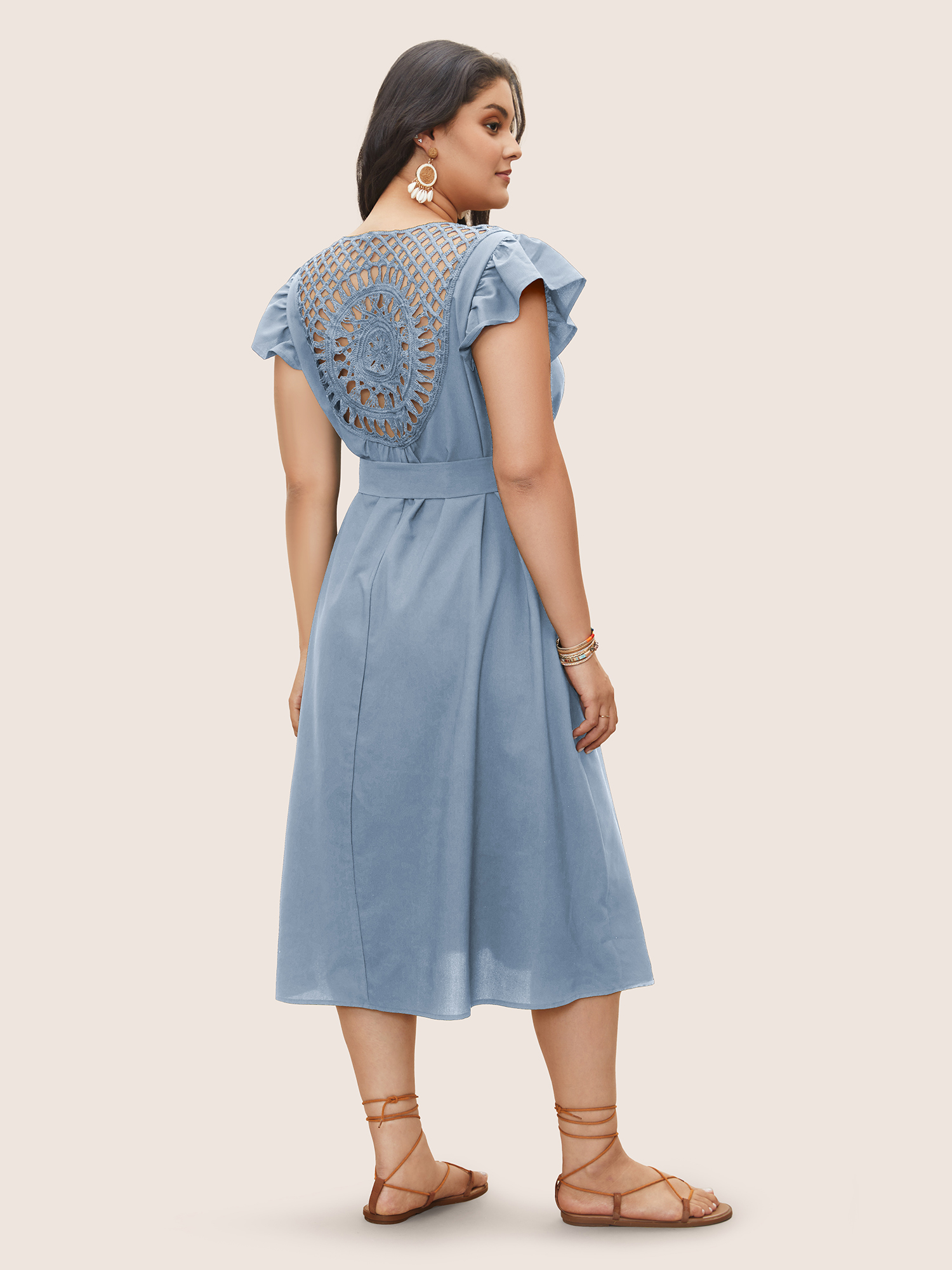 

Plus Size Solid Cut Out Ruffle Cap Sleeve Dress Stone Women Resort Woven ribbon&lace trim V-neck Cap Sleeve Curvy Midi Dress BloomChic