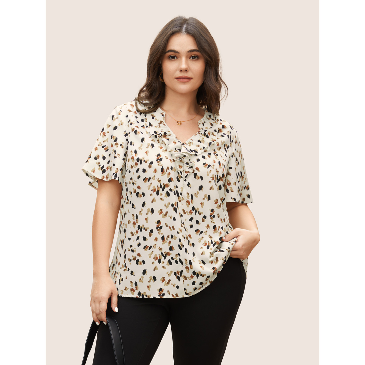 

Plus Size Ivory Allover Print Notched Ruffle Trim Blouse Women Work From Home Short sleeve V-neck Work Blouses BloomChic