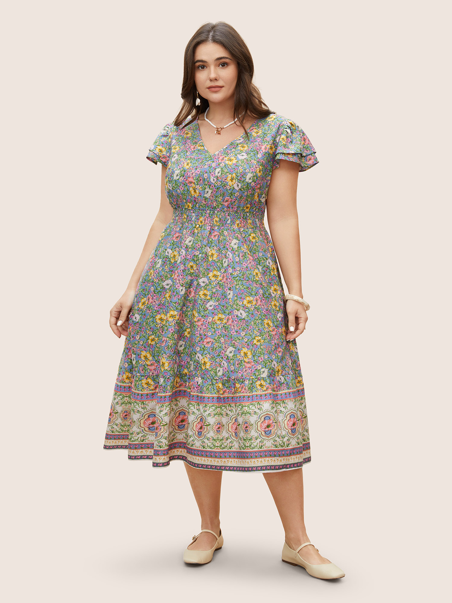

Plus Size Floral Shirred Tiered Ruffle Sleeve Dress Emerald Women V-neck Short sleeve Curvy BloomChic