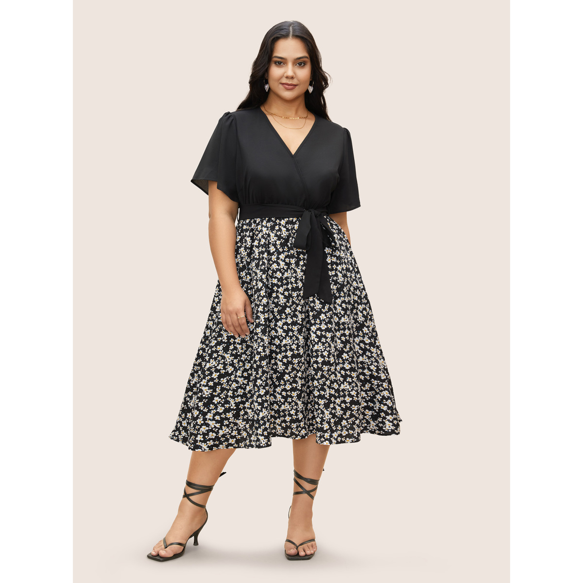 

Plus Size Ditsy Floral Patchwork Ruffle Sleeve Belted Dress Black Women Overlapping V-neck Short sleeve Curvy BloomChic
