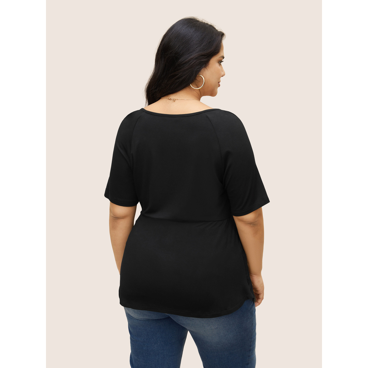 

Plus Size Supersoft Essentials Deep V Neck Ruched T-shirt Black Women Elegant Twist Deep V-neck Bodycon Everyday T-shirts BloomChic