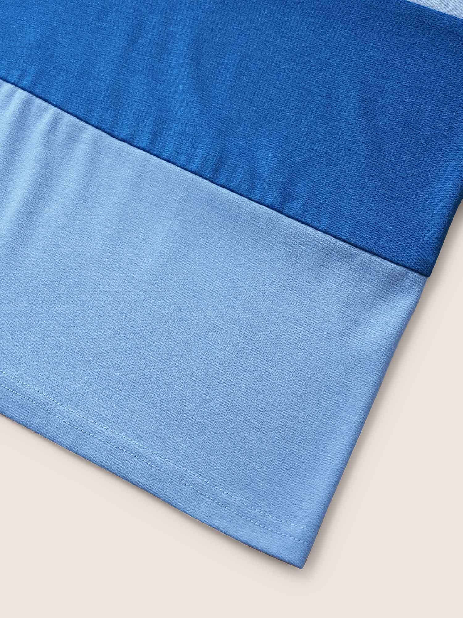 Plus Size Colorblock Contrast Drop Shoulder Sleeve T-shirt LightBlue Women Casual Contrast Round Neck Everyday T-shirts BloomChic 18-20/2X 
