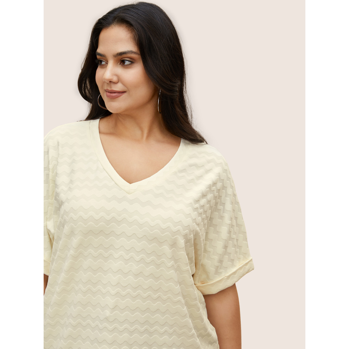 

Plus Size V Neck Plain Textured Batwing Sleeve T-shirt Beige Women Casual Texture V-neck Everyday T-shirts BloomChic