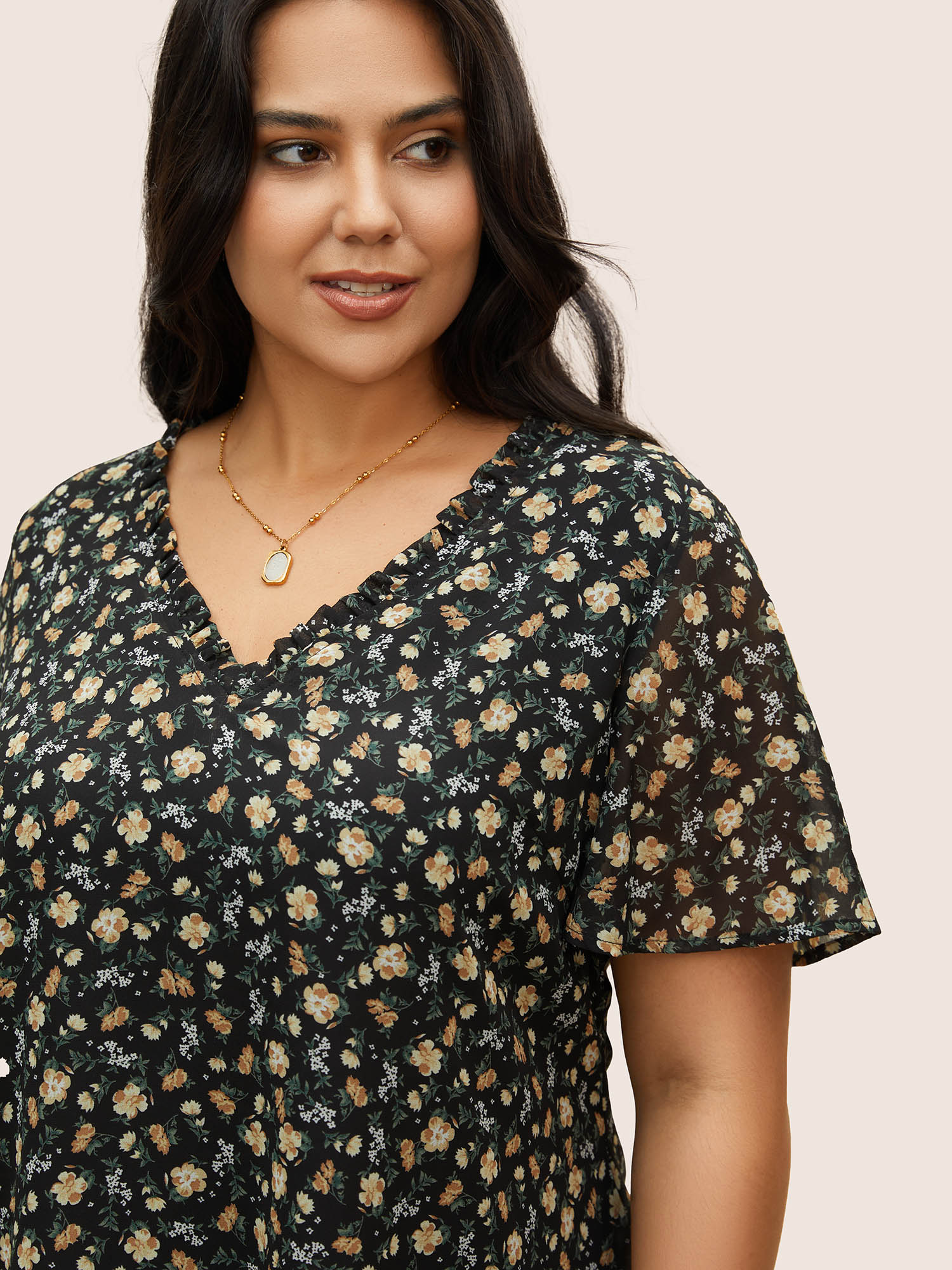 Plus Size BlackFlower Ditsy Floral Flutter Sleeve See Through Blouse Women Elegant Short sleeve V-neck Everyday Blouses BloomChic 26/4X 