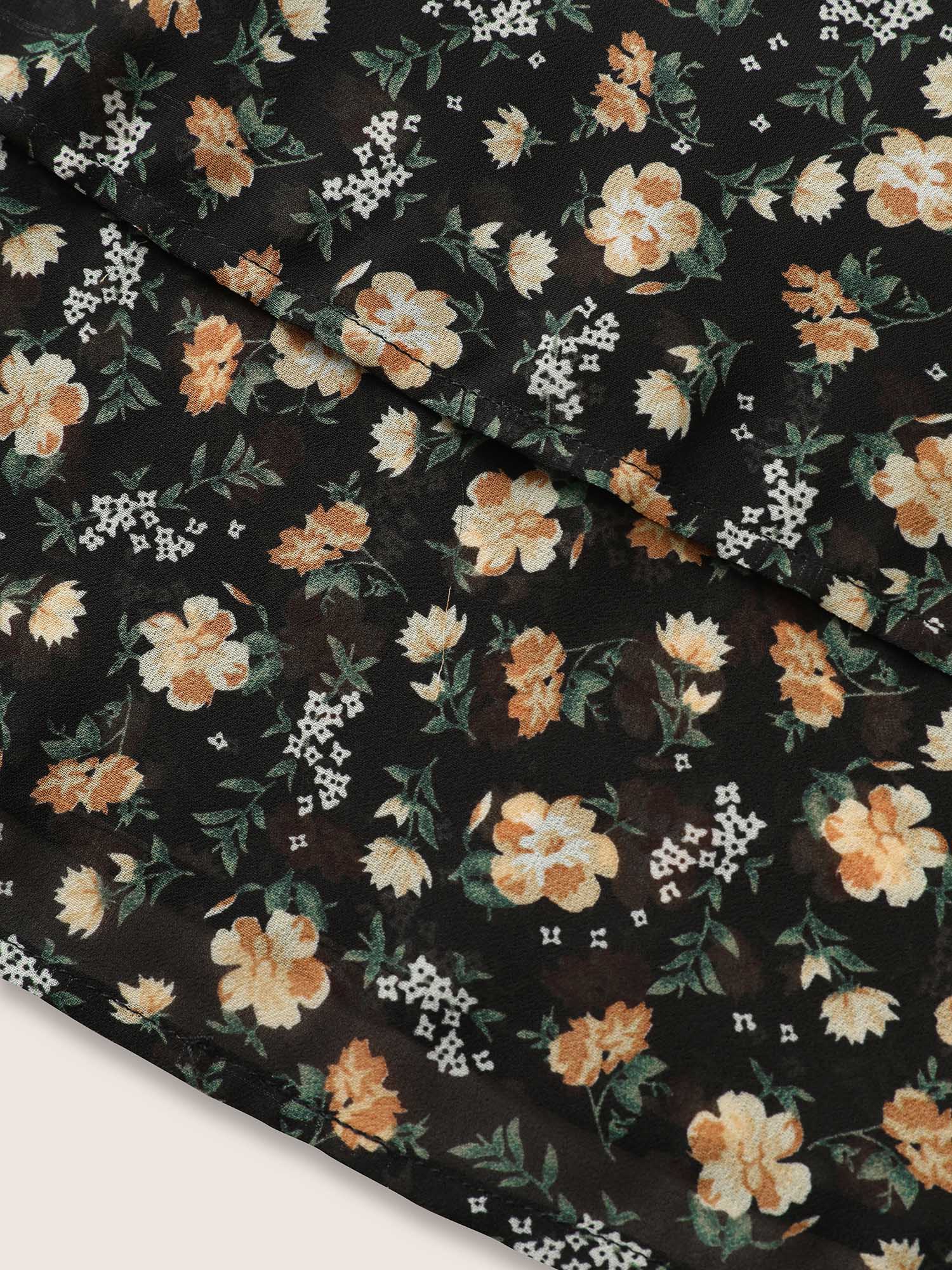 Plus Size BlackFlower Ditsy Floral Flutter Sleeve See Through Blouse Women Elegant Short sleeve V-neck Everyday Blouses BloomChic 26/4X 