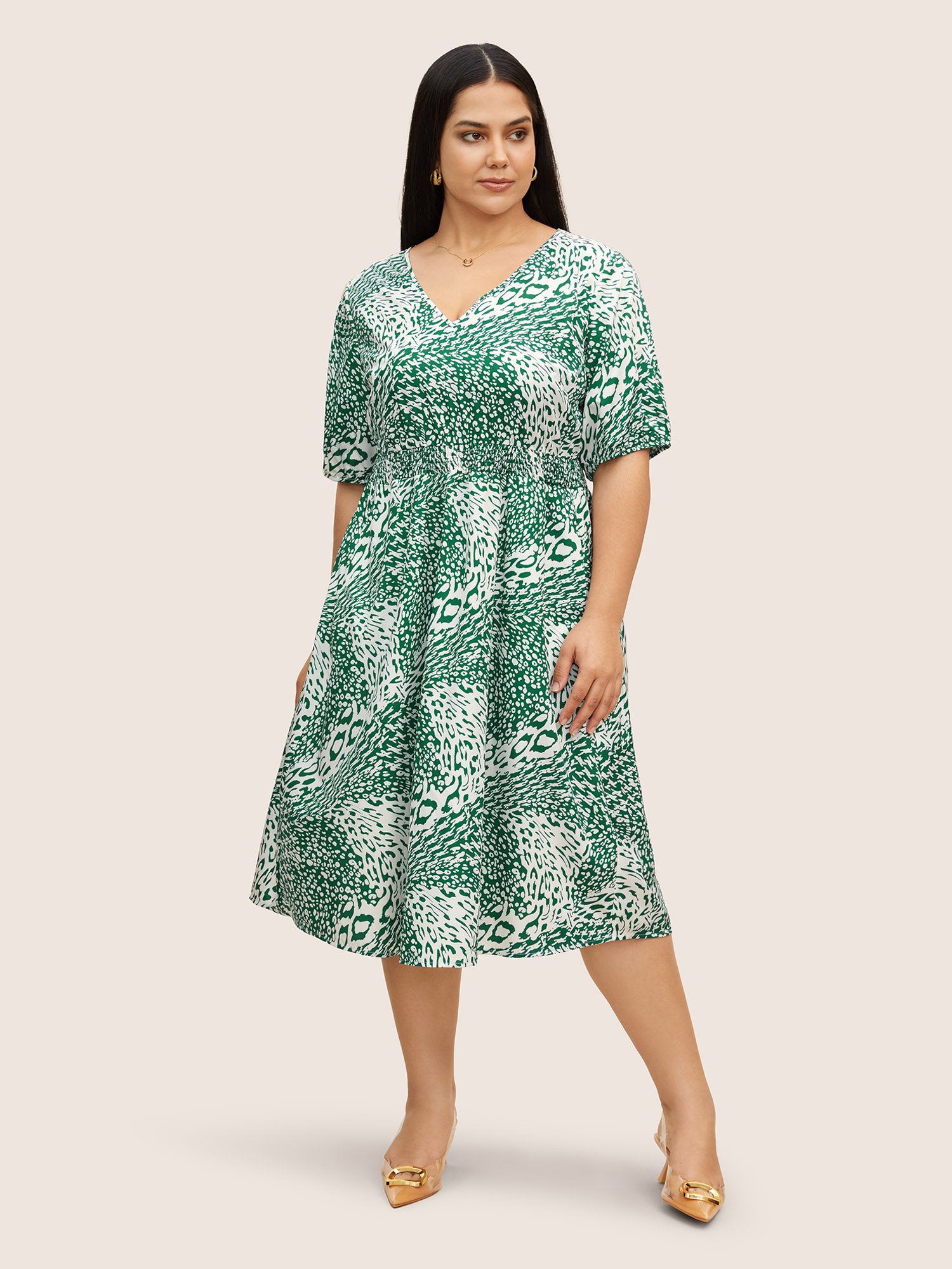 Plus Size Leopard Print Shirred Lantern Sleeve Dress Green Women Shirred V-neck Half Sleeve Curvy BloomChic 12/L 