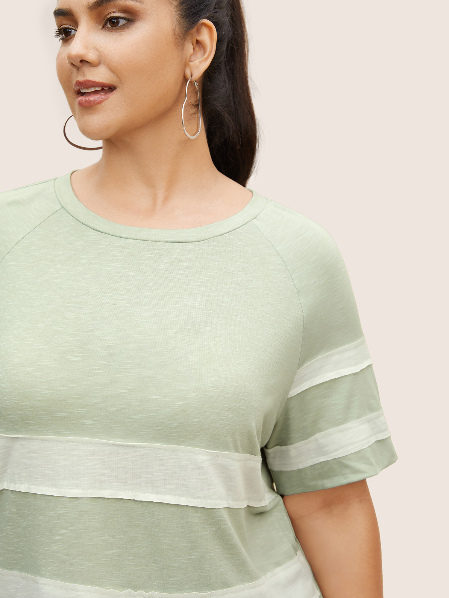 Plus Size Colorblock Contrast Patchwork Raglan Sleeve T-shirt Palemauve Women Casual Patchwork Round Neck Everyday T-shirts BloomChic 14-16/1X 