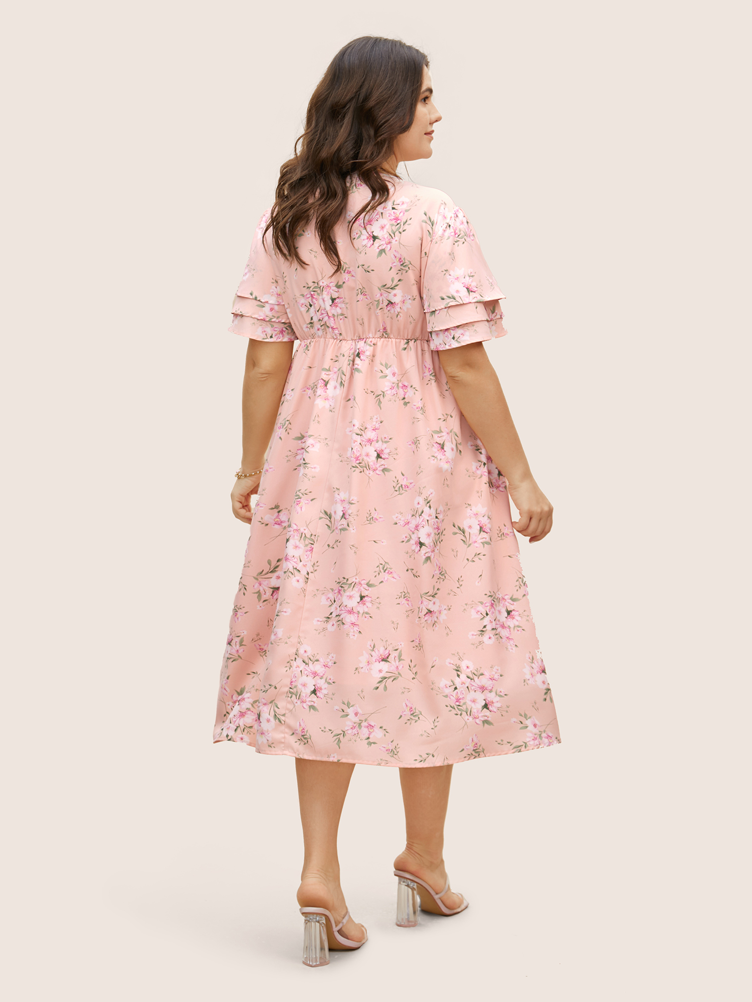 

Plus Size Floral Elastic Waist Tiered Ruffle Sleeve Dress Crepe Women Elegant Tiered V-neck Short sleeve Curvy BloomChic