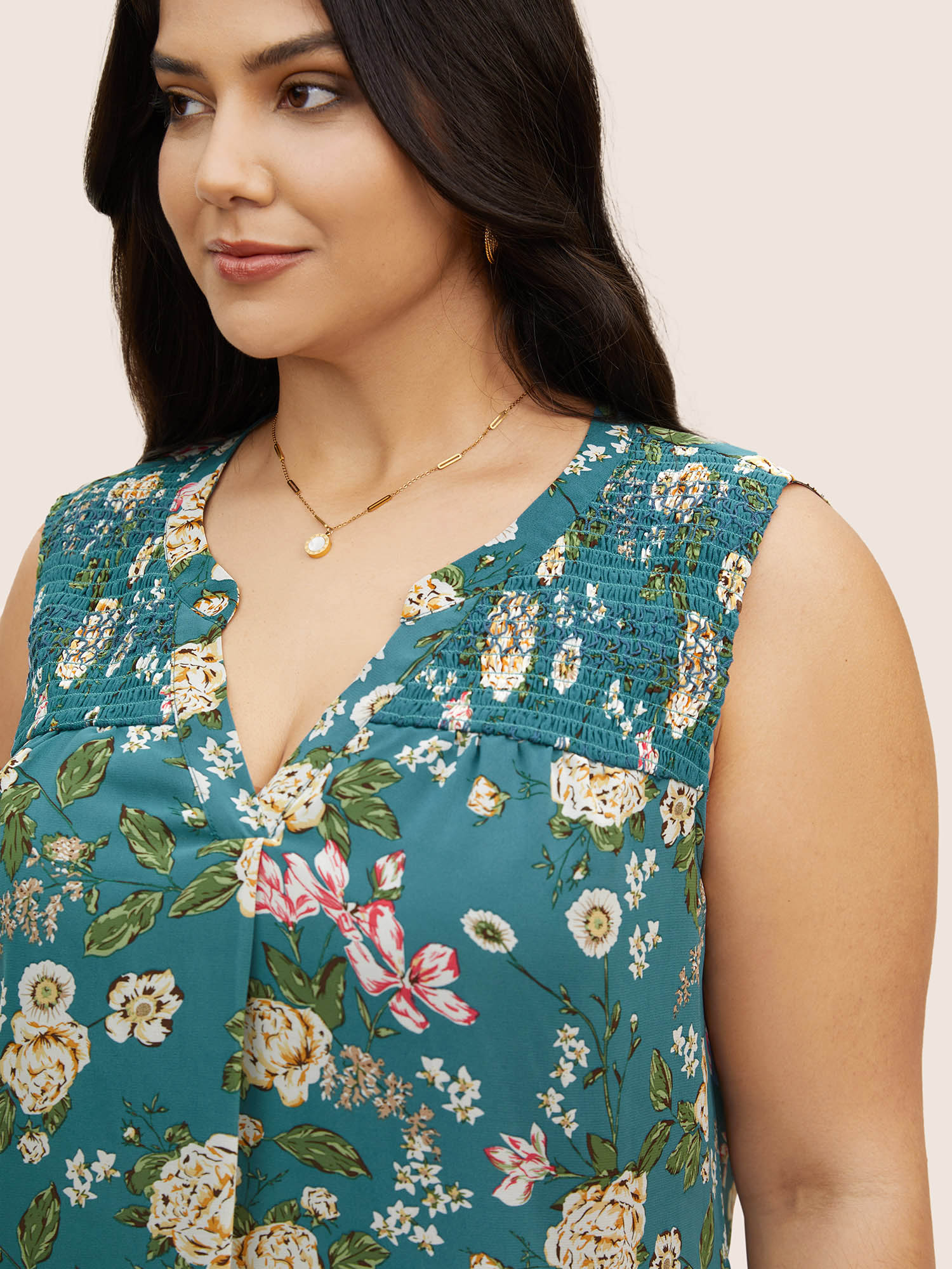 

Plus Size Notched Collar Floral Print Shirred Tank Top Women Teal Elegant Contrast Notched collar Everyday Tank Tops Camis BloomChic