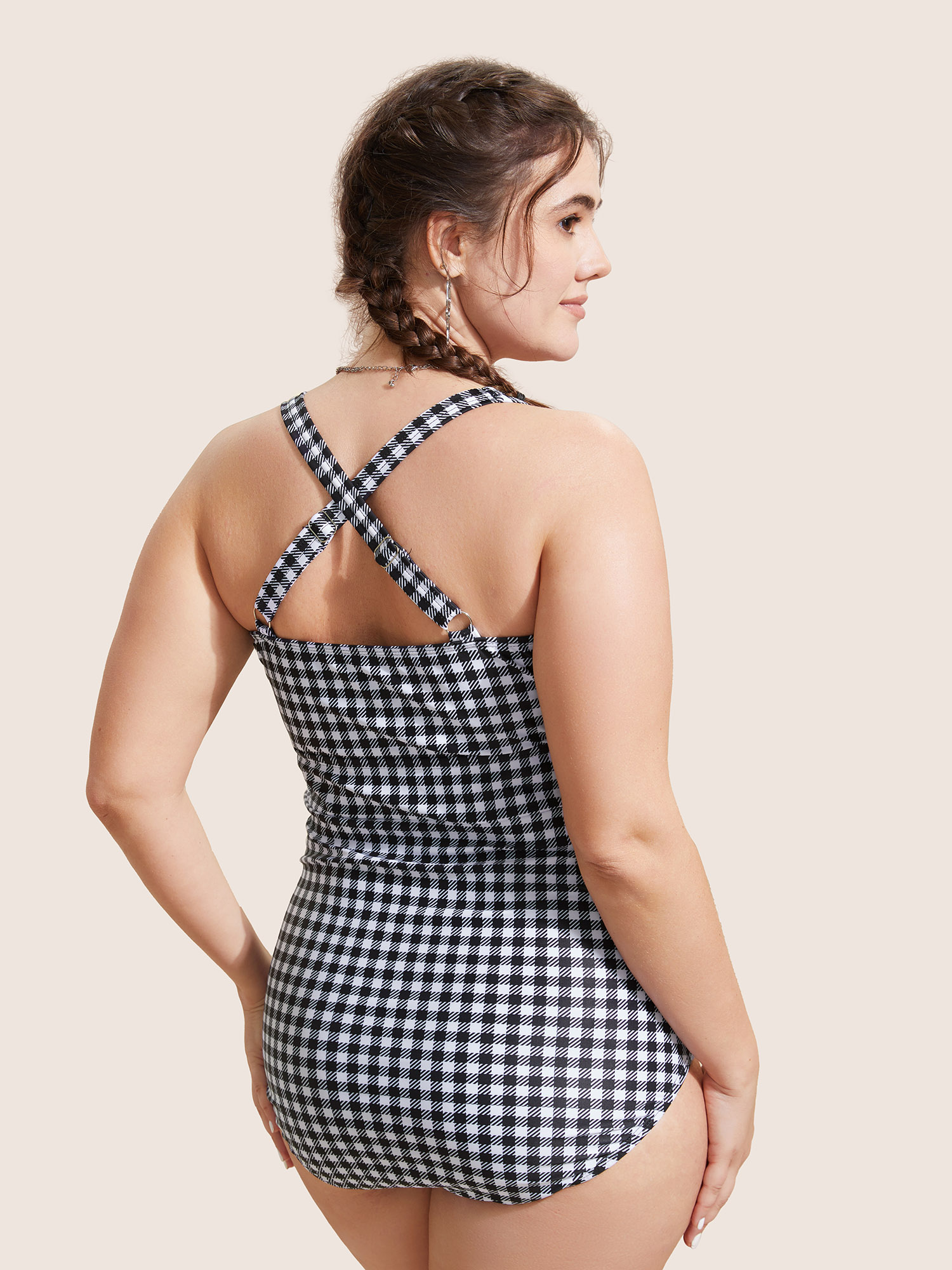 Plus Size Gingham Heart Neckline Crossover One Piece Swimsuit Women`s Swimwear Black Beach Twist Curve Bathing Suits High stretch One Pieces BloomChic 28/5X 