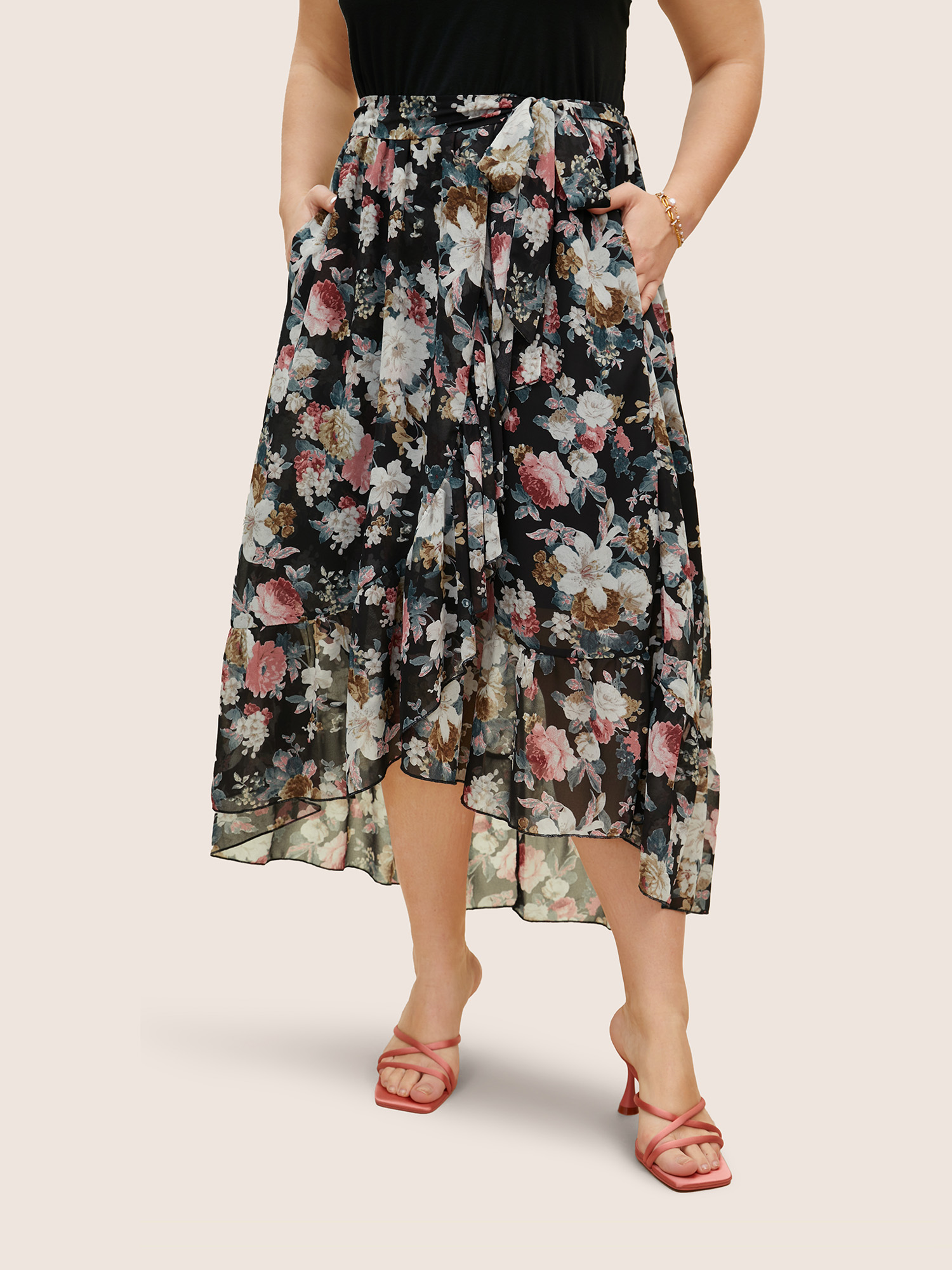 Plus Size Halter Neck Patchwork Floral Belted Dress Black Women Elegant Halter neck Sleeveless Curvy BloomChic 14-16/1X 