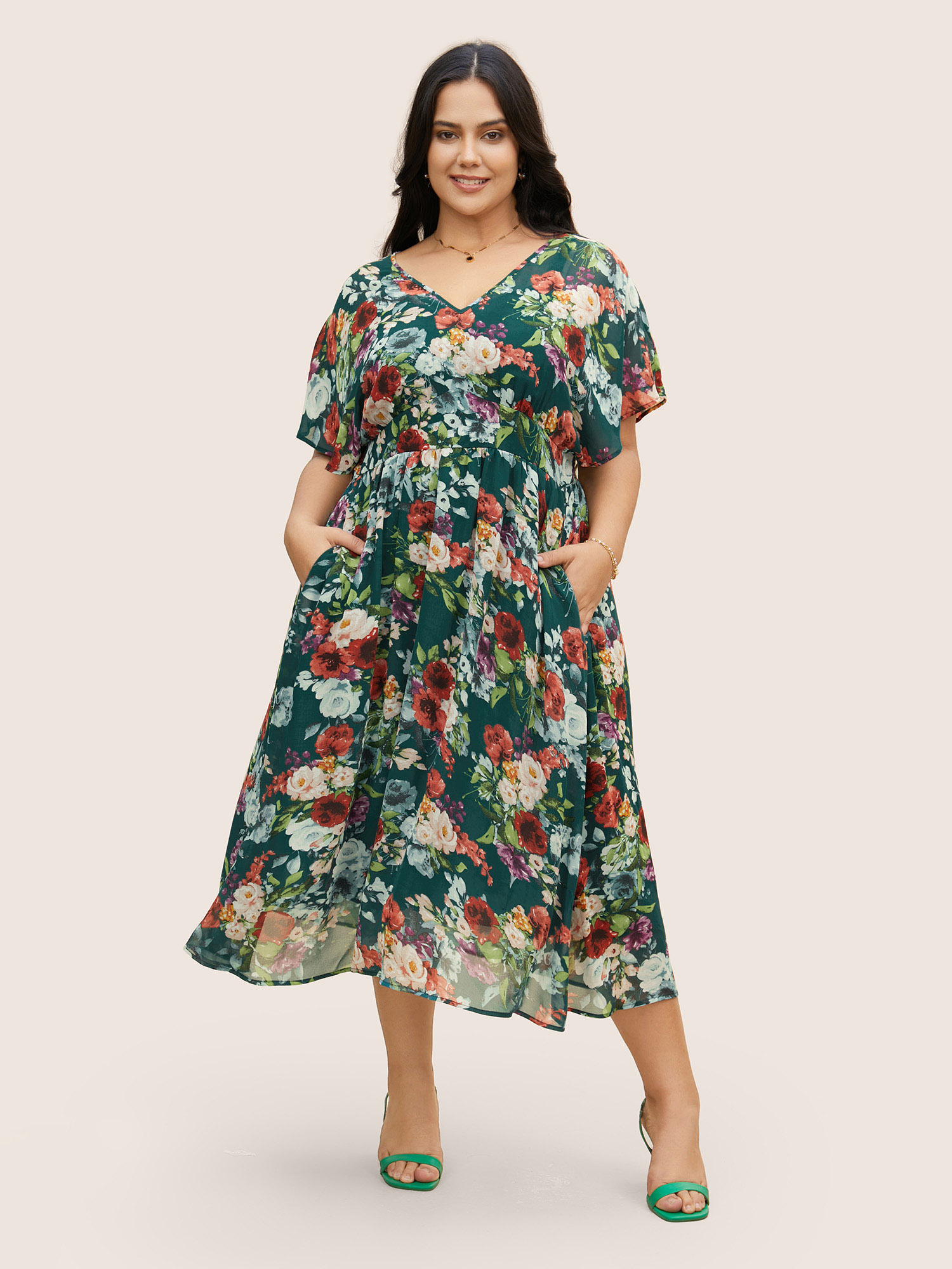 Plus Size V Neck Chiffon Floral Dolman Sleeve Dress Emerald Women V-neck Short sleeve Curvy BloomChic 10/M 