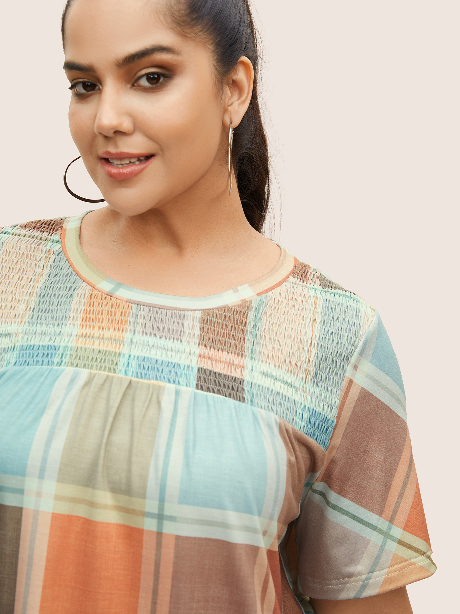 Plus Size Colorblock Plaid Contrast Shirred T-shirt Multicolor Women Casual Contrast Round Neck Everyday T-shirts BloomChic 28/5X 