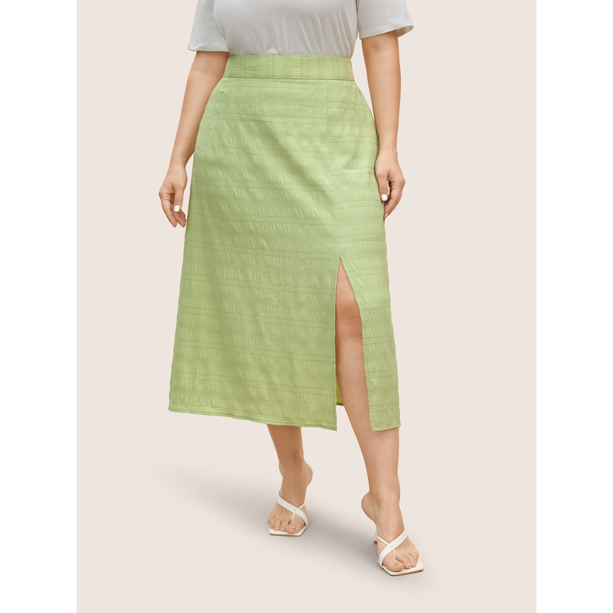 

Plus Size Plain Textured Elastic Waist Split Front Skirt Women LightGreen Elegant Texture No stretch Everyday Skirts BloomChic
