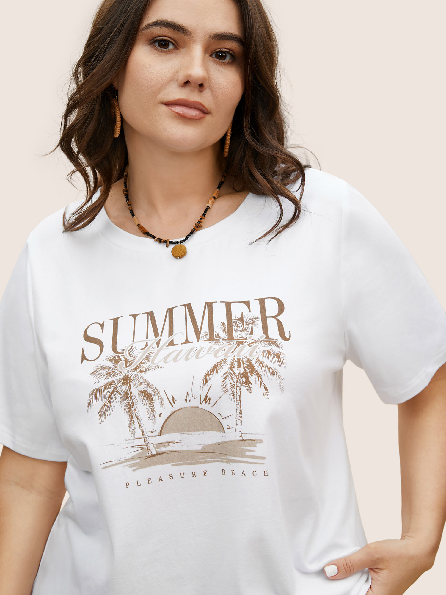 

Plus Size Tropical Landscape Print Round Neck T-shirt Originalwhite Women Resort Contrast Round Neck Vacation T-shirts BloomChic