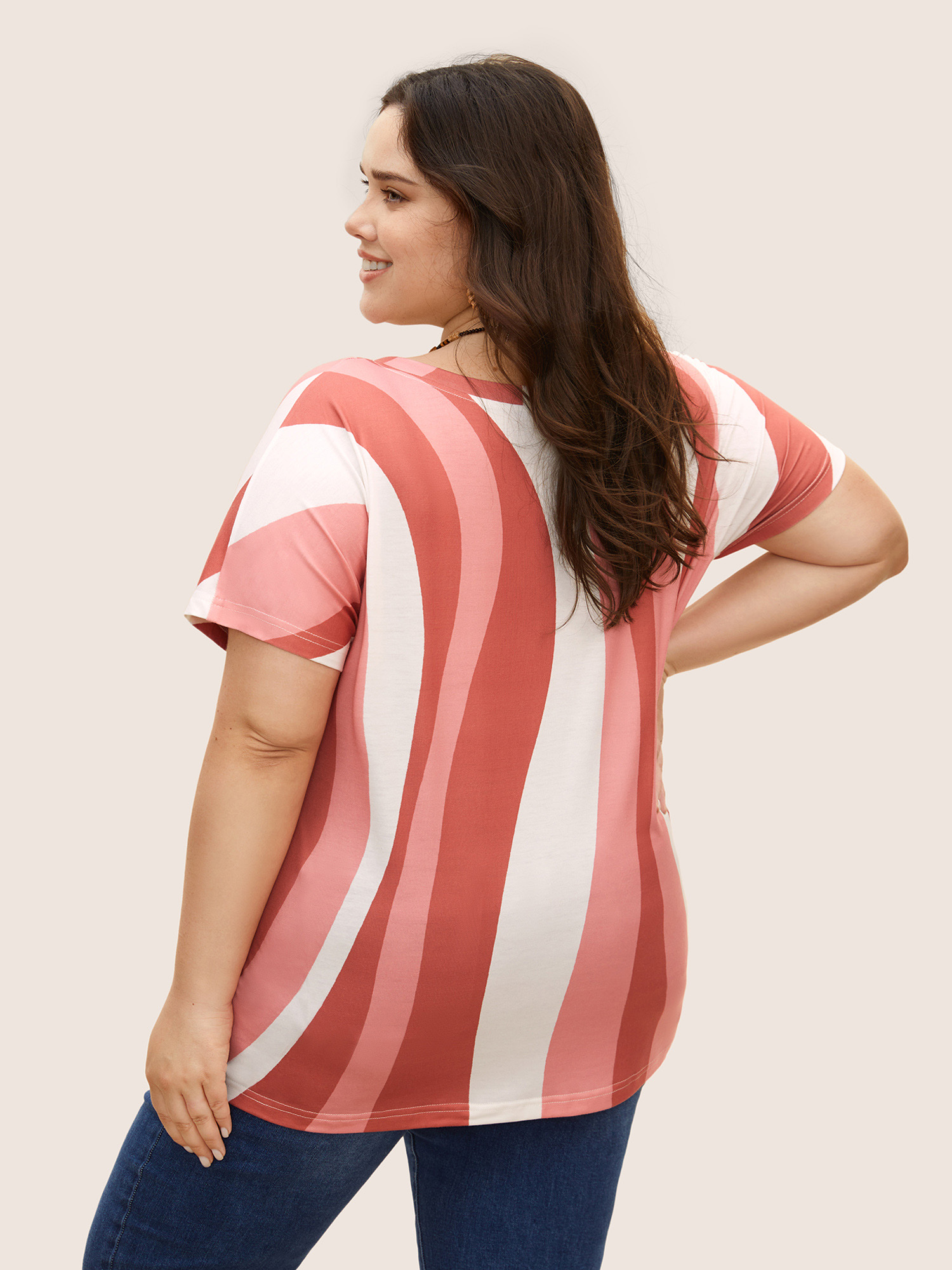 Plus Size Contrast Striped V Neck Batwing Sleeve T-shirt Multicolor Women Resort Contrast V-neck Vacation T-shirts BloomChic 30/6X 