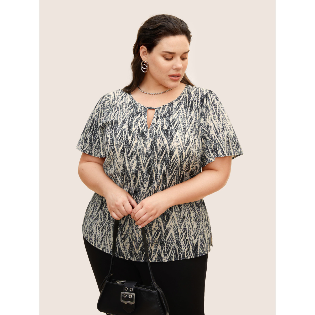 

Plus Size Stone Snakeskin Print Keyhole Pleated Blouse Women Work From Home Short sleeve Notched collar Work Blouses BloomChic