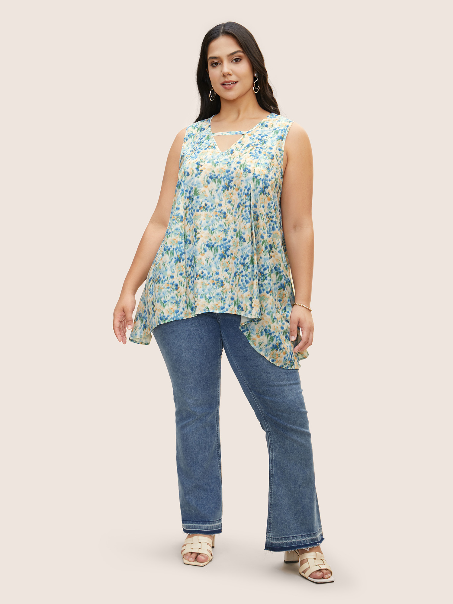Plus Size Watercolor Floral Keyhole Hanky Hem Tank Top Women Multicolor Elegant Contrast Non Everyday Tank Tops Camis BloomChic 18-20/2X 