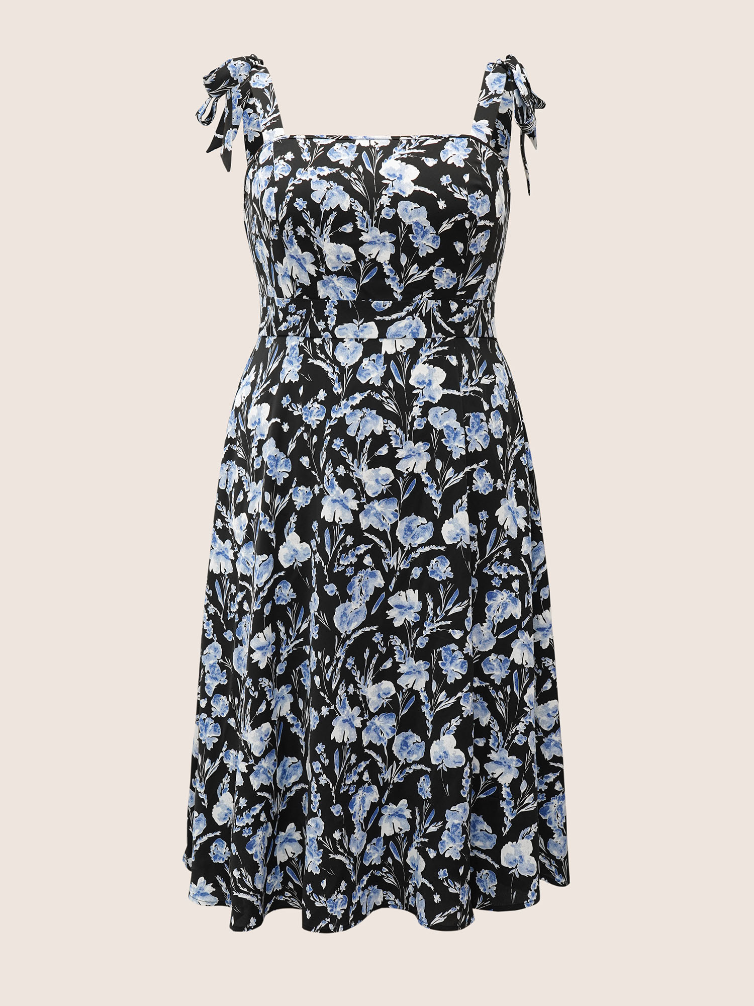 Plus Size Floral Print Tie Knot Shirred Dress Black Women Tie knot Non Sleeveless Curvy BloomChic 14-16/1X 