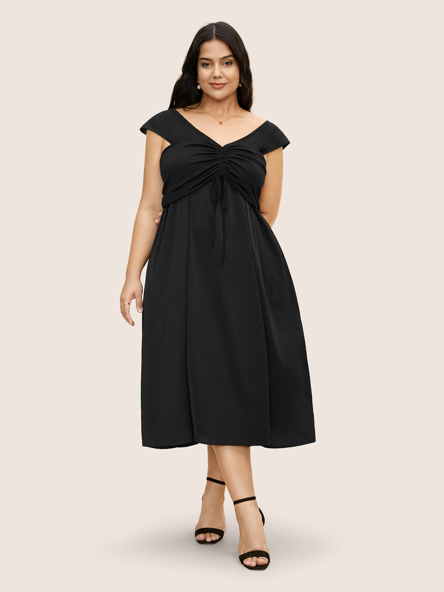 Plus Size Everywhere Dress - A-Line Monochromatic Dress Black Women Elegant Gathered Non Sleeveless Curvy BloomChic 10/M 