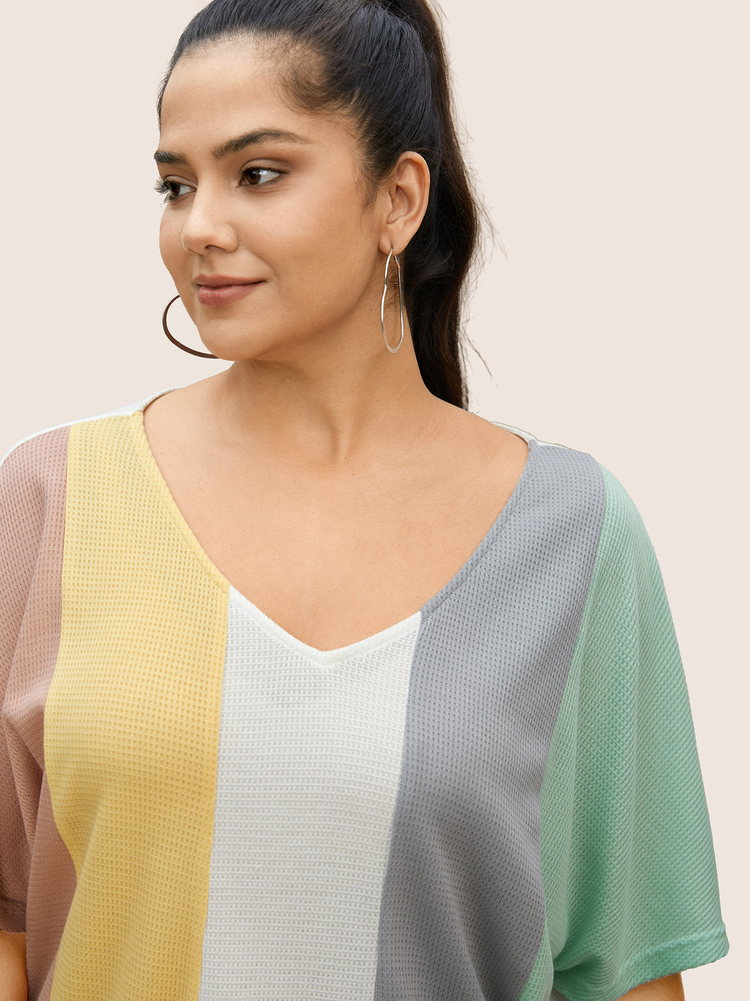 Plus Size Contrast Waffle Knit Dolman Sleeve T-shirt Multicolor Women Casual Contrast V-neck Everyday T-shirts BloomChic 14-16/1X 