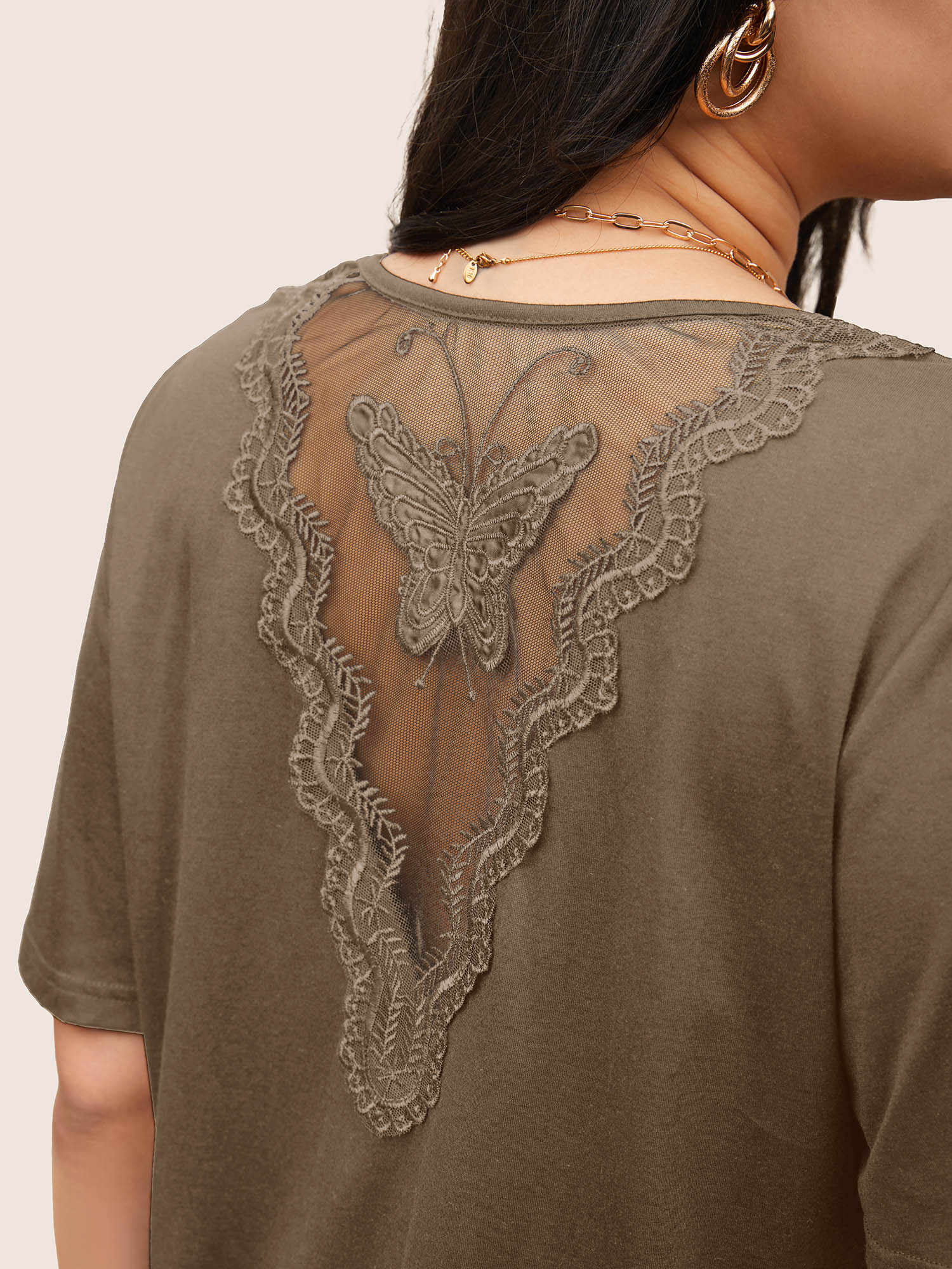 

Plus Size Butterfly Crochet Lace Mesh V Neck T-shirt Bronze Women Elegant See through Animal Round Neck Everyday T-shirts BloomChic