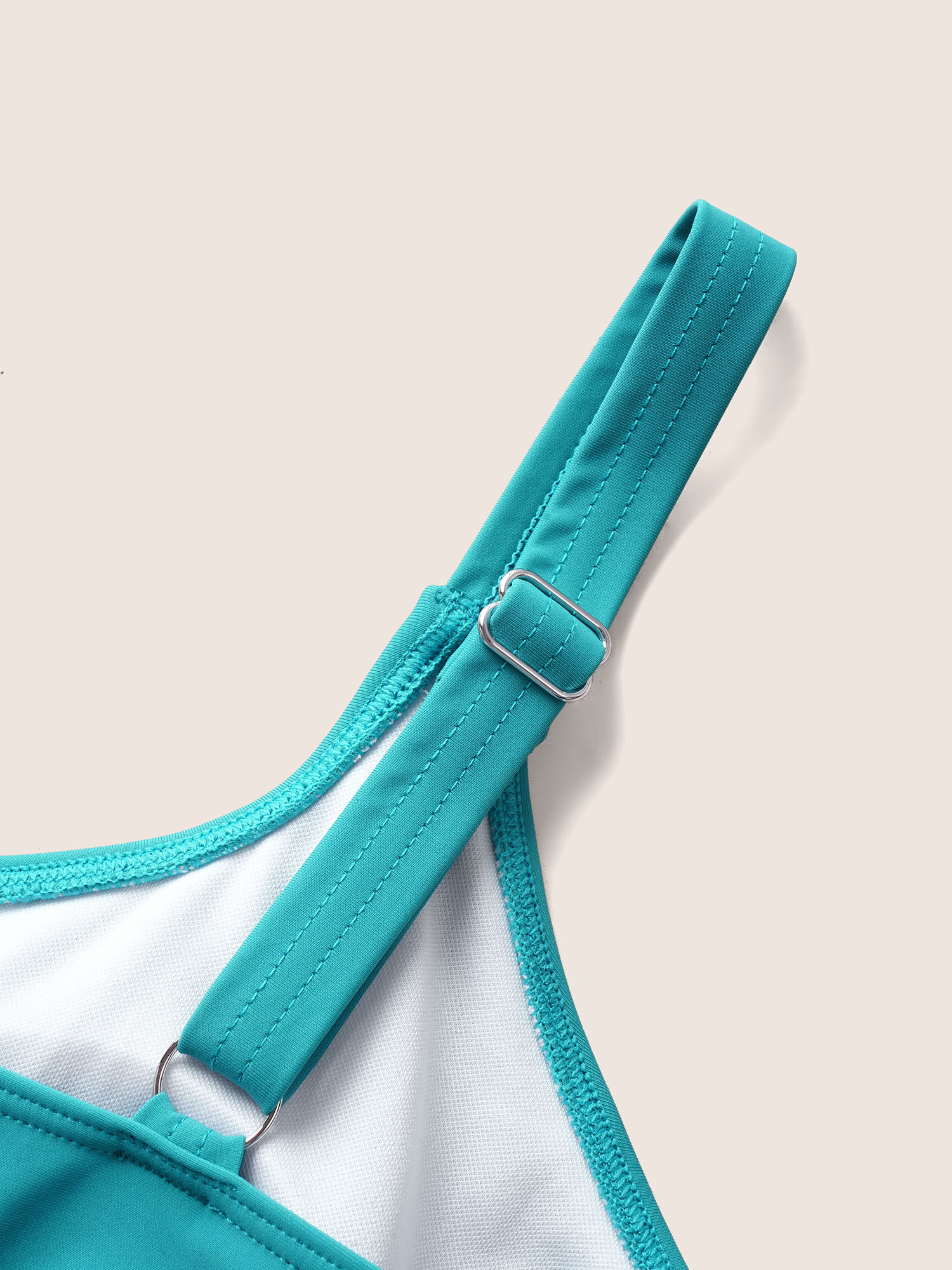 Plus Size Contrast Ruffles Adjustable Straps Swim Top Women`s Swimwear Teal Beach Gathered High stretch Bodycon U-neck Curve Swim Tops BloomChic 10/M 
