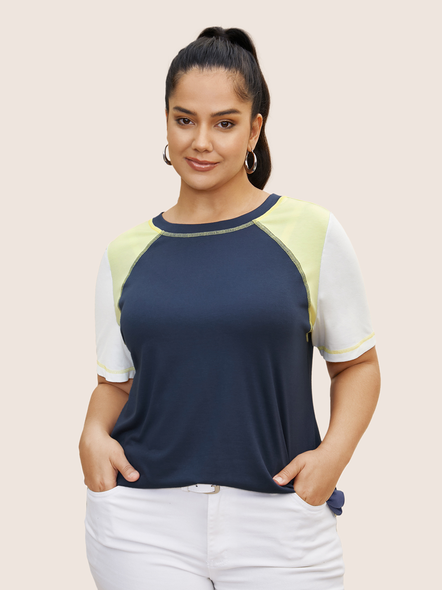 

Plus Size Round Neck Contrast Patchwork Quilted T-shirt Navy Women Casual Contrast Round Neck Everyday T-shirts BloomChic