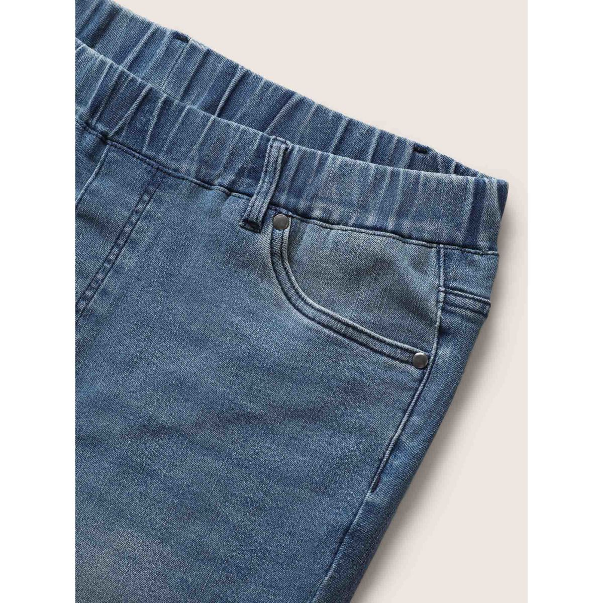 

Plus Size Medium Wash Elastic Waist Pull-on Jegging Jeans Women Blue Casual Slit High stretch Slanted pocket Jeans BloomChic