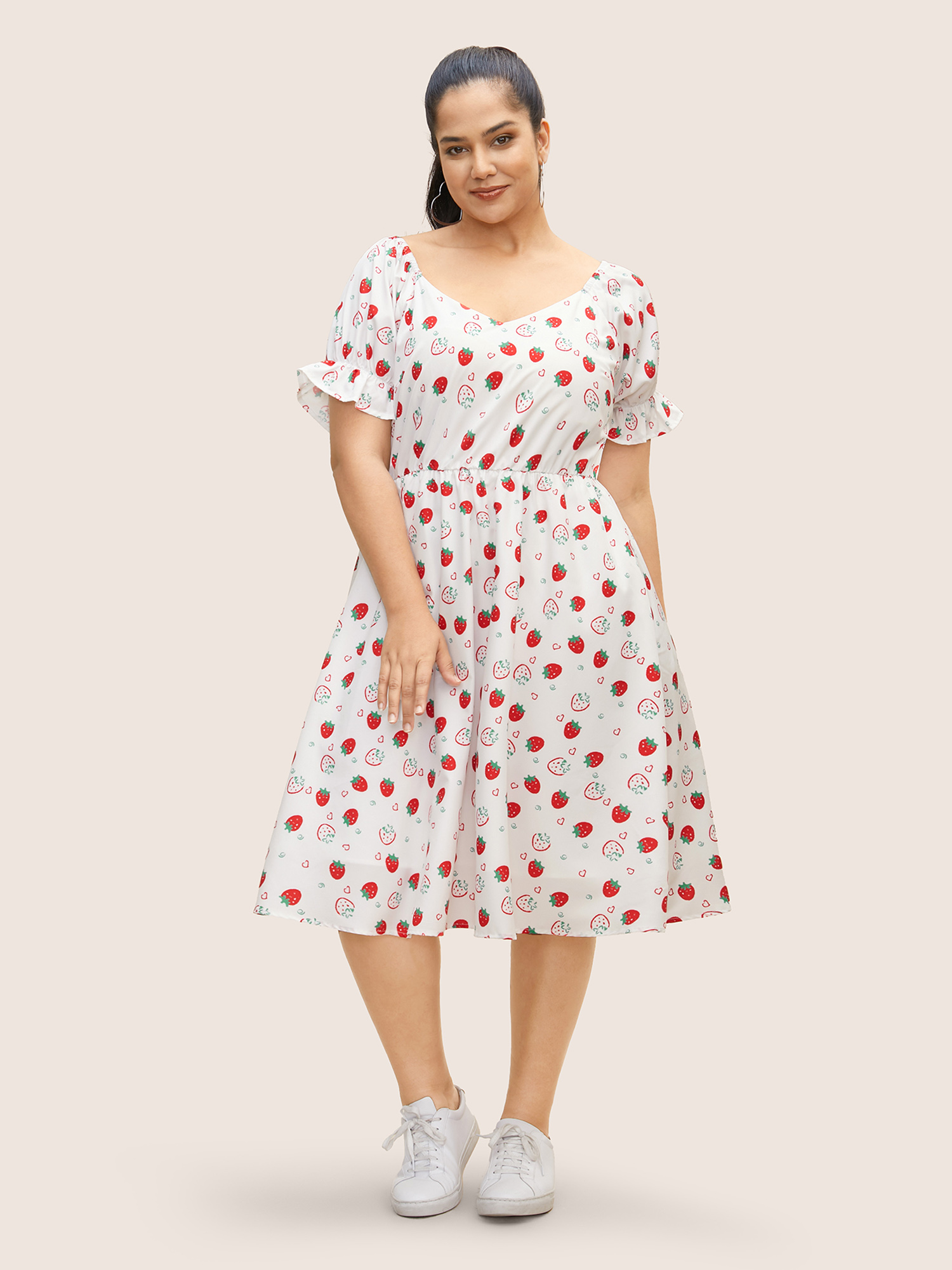 

Plus Size Strawberry Print Puff Sleeve Elastic Waist Dress WhiteSmoke Women Casual Ruffles V-neck Short sleeve Curvy BloomChic