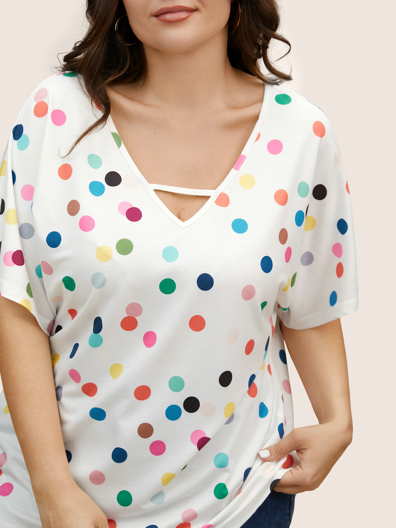 Plus Size Contrast Polka Dot Keyhole Dolman Sleeve T-shirt Multicolor Women Casual Contrast Art&design V-neck Everyday T-shirts BloomChic 18-20/2X 