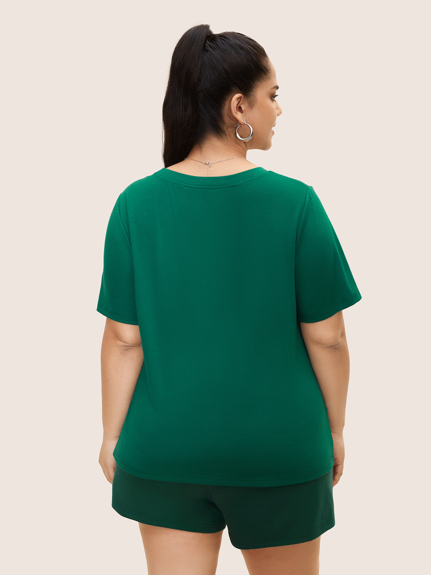 Plus Size Letter Print Crew Neck T-shirt Truegreen Women Casual Contrast Art&design Round Neck Everyday T-shirts BloomChic 14-16/1X 