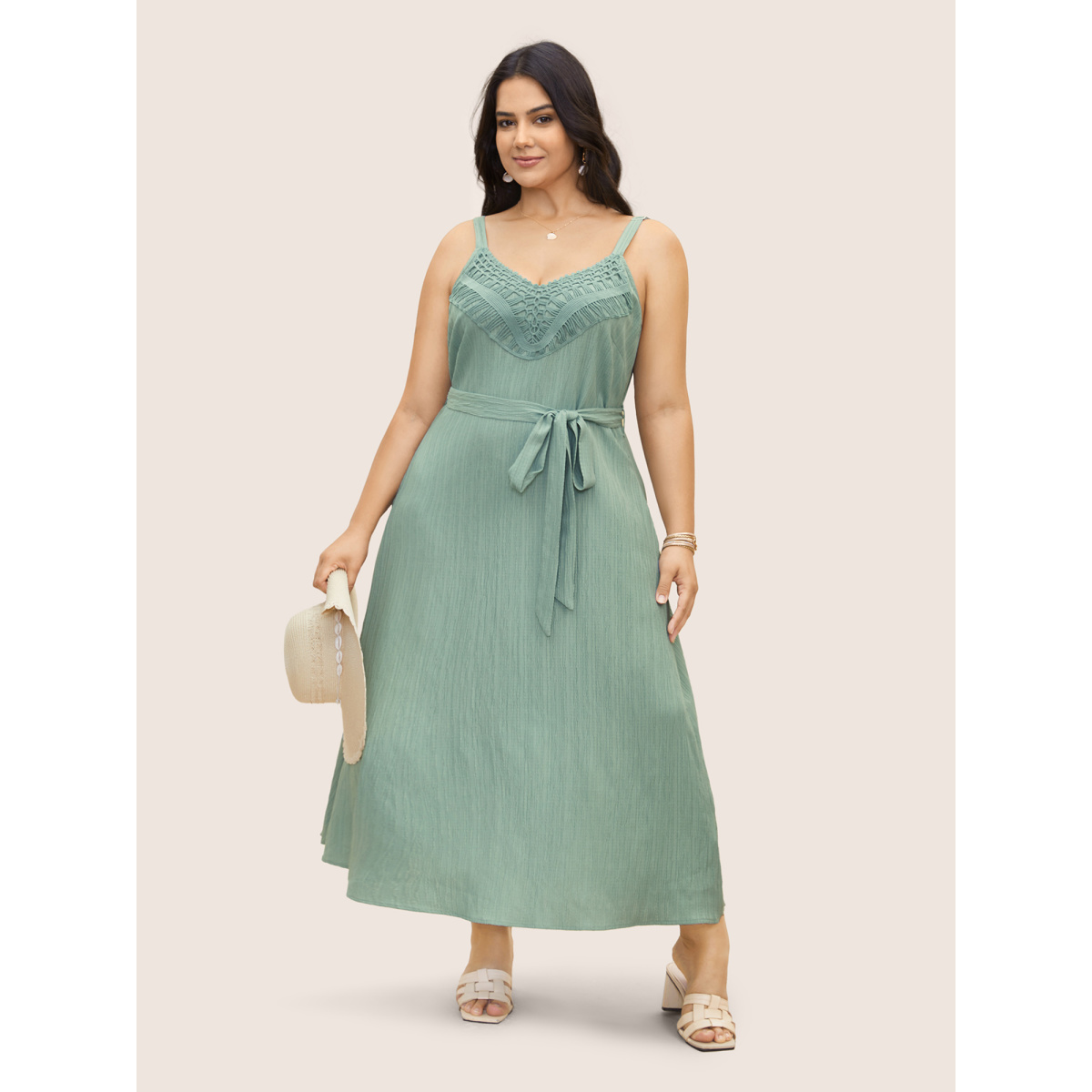 

Plus Size Texture Lace Trim Belted Cami Dress Mint Women Woven ribbon&lace trim V-neck Sleeveless Curvy BloomChic