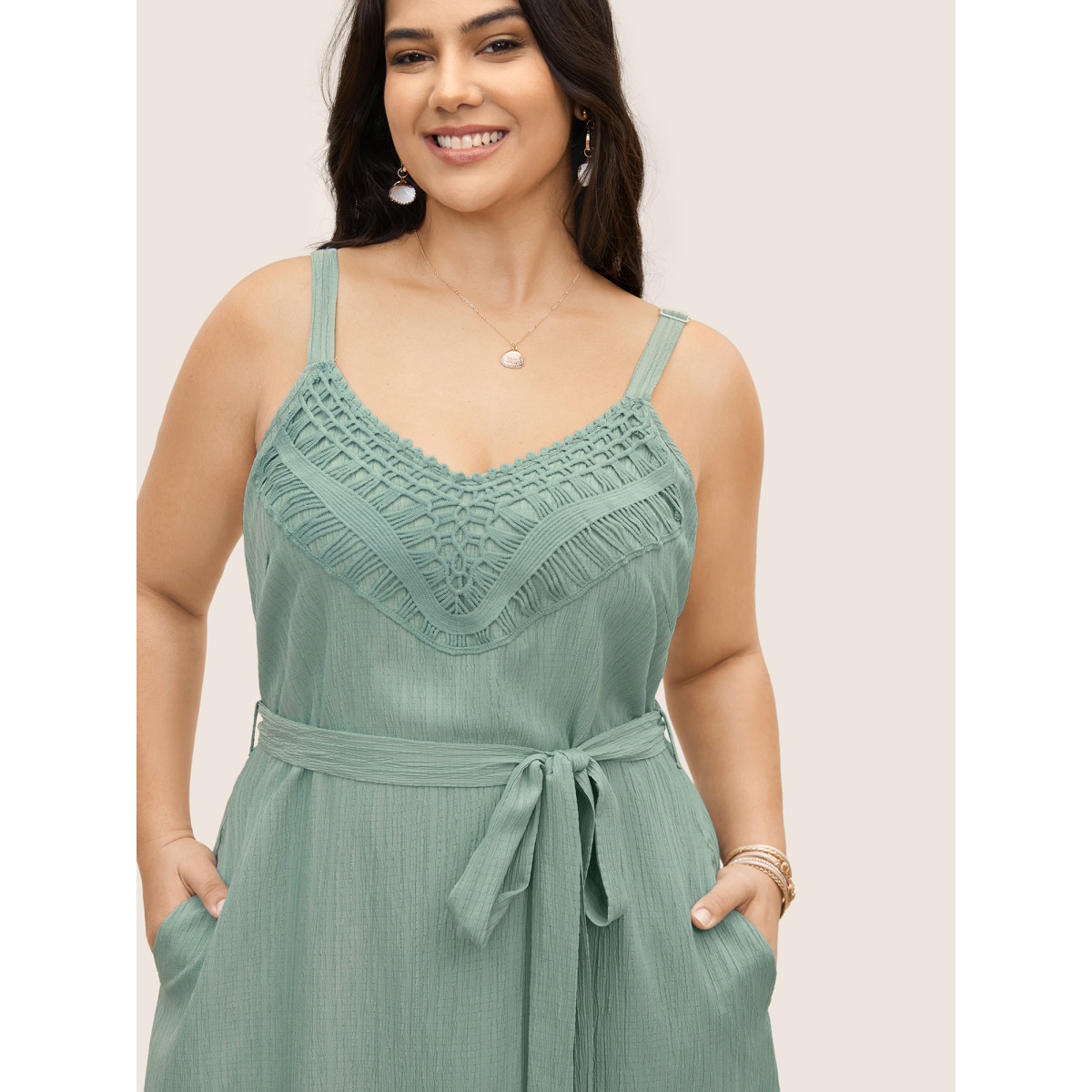 

Plus Size Texture Lace Trim Belted Cami Dress Mint Women Woven ribbon&lace trim V-neck Sleeveless Curvy BloomChic