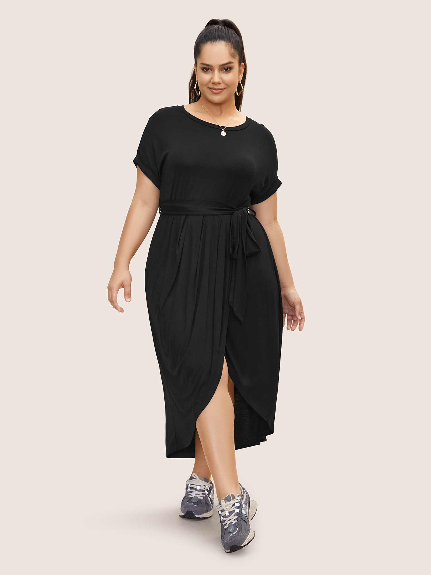 

Plus Size Solid Batwing Sleeve Wrap Hem Maxi Dress Black Women Casual Belted Round Neck Short sleeve Curvy BloomChic