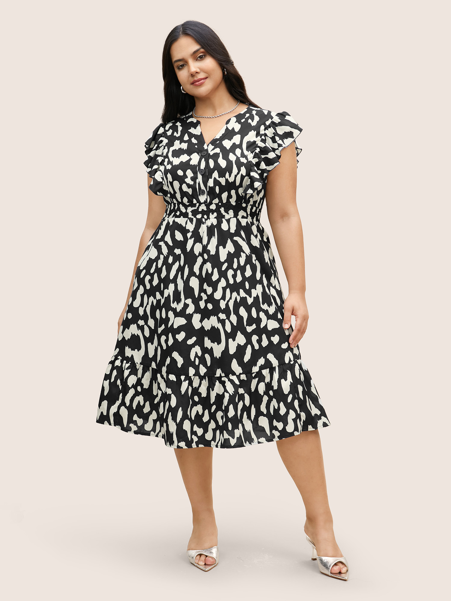 

Plus Size Notched Leopard Print Cap Sleeve Ruffles Dress Black Women Notched collar Cap Sleeve Curvy BloomChic