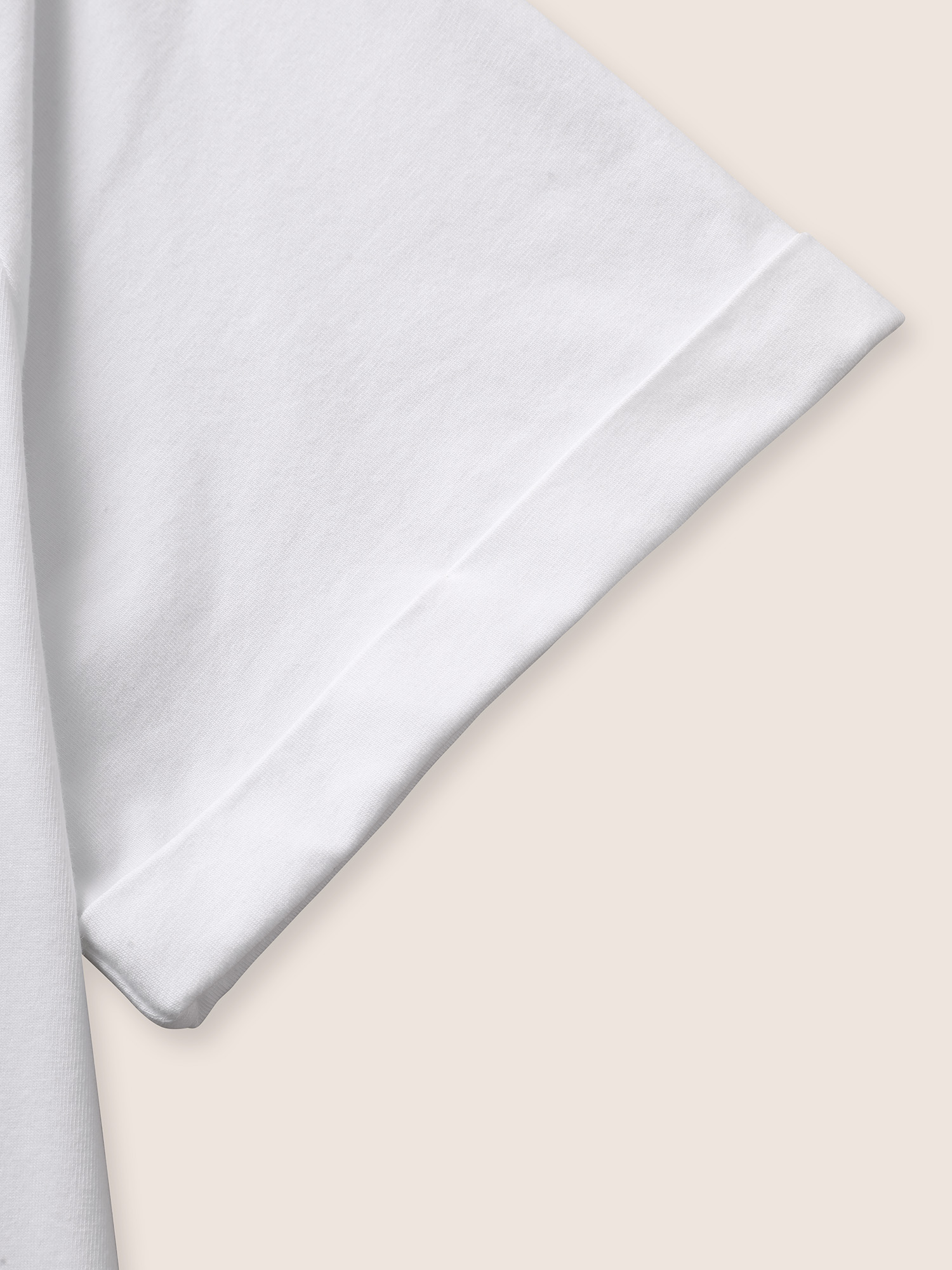 Plus Size Cotton Natural Flowers Print Round Neck T-shirt Originalwhite Women Elegant Contrast Natural Flowers Round Neck Everyday T-shirts BloomChic 28/5X 