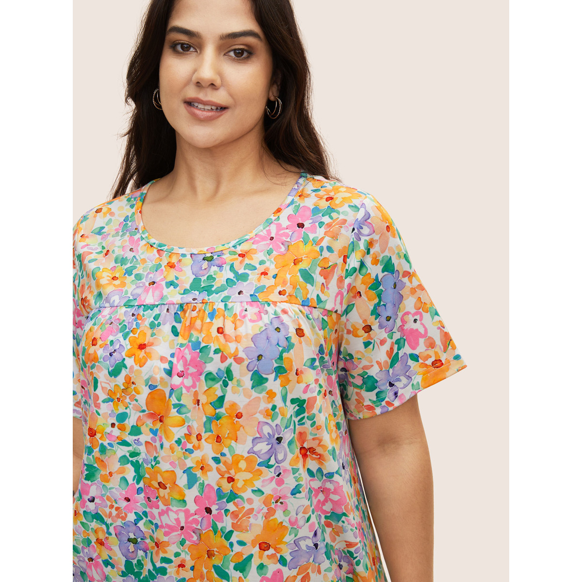 

Plus Size Crew Neck Colored Floral Gathered T-shirt Multicolor Women Elegant Contrast Natural Flowers Round Neck Everyday T-shirts BloomChic