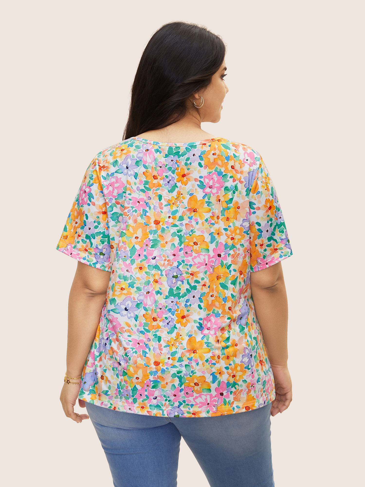 Plus Size Crew Neck Colored Floral Gathered T-shirt Multicolor Women Elegant Contrast Natural Flowers Round Neck Everyday T-shirts BloomChic 12/L 