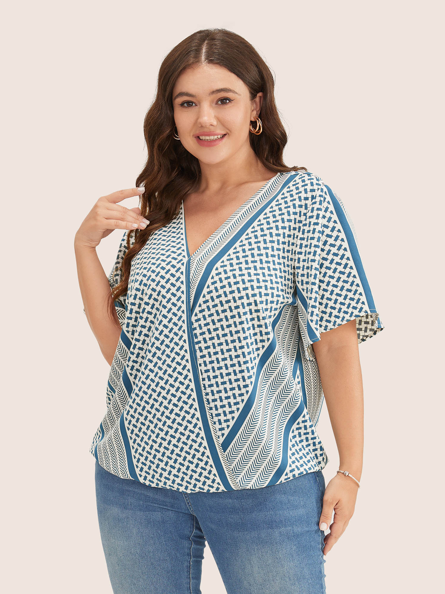 

Plus Size Aegean Geometric Contrast Ruffle Sleeve Wrap Blouse Women Resort Short sleeve Overlap Collar Vacation Blouses BloomChic