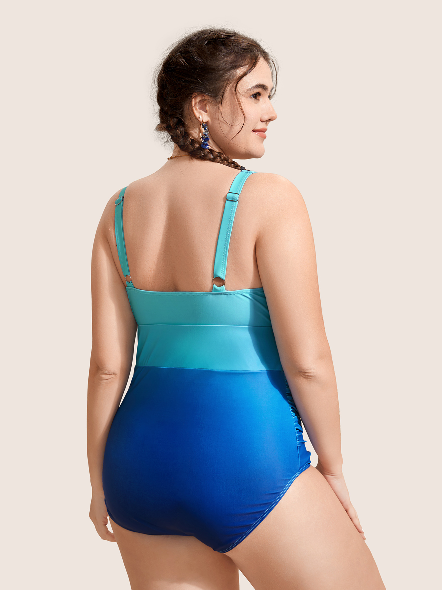 

Plus Size Gradient Dyeing Heart Neckline Ruched One Piece Swimsuit Women's Swimwear Arctic Beach Gathered Curve Bathing Suits High stretch One Pieces BloomChic