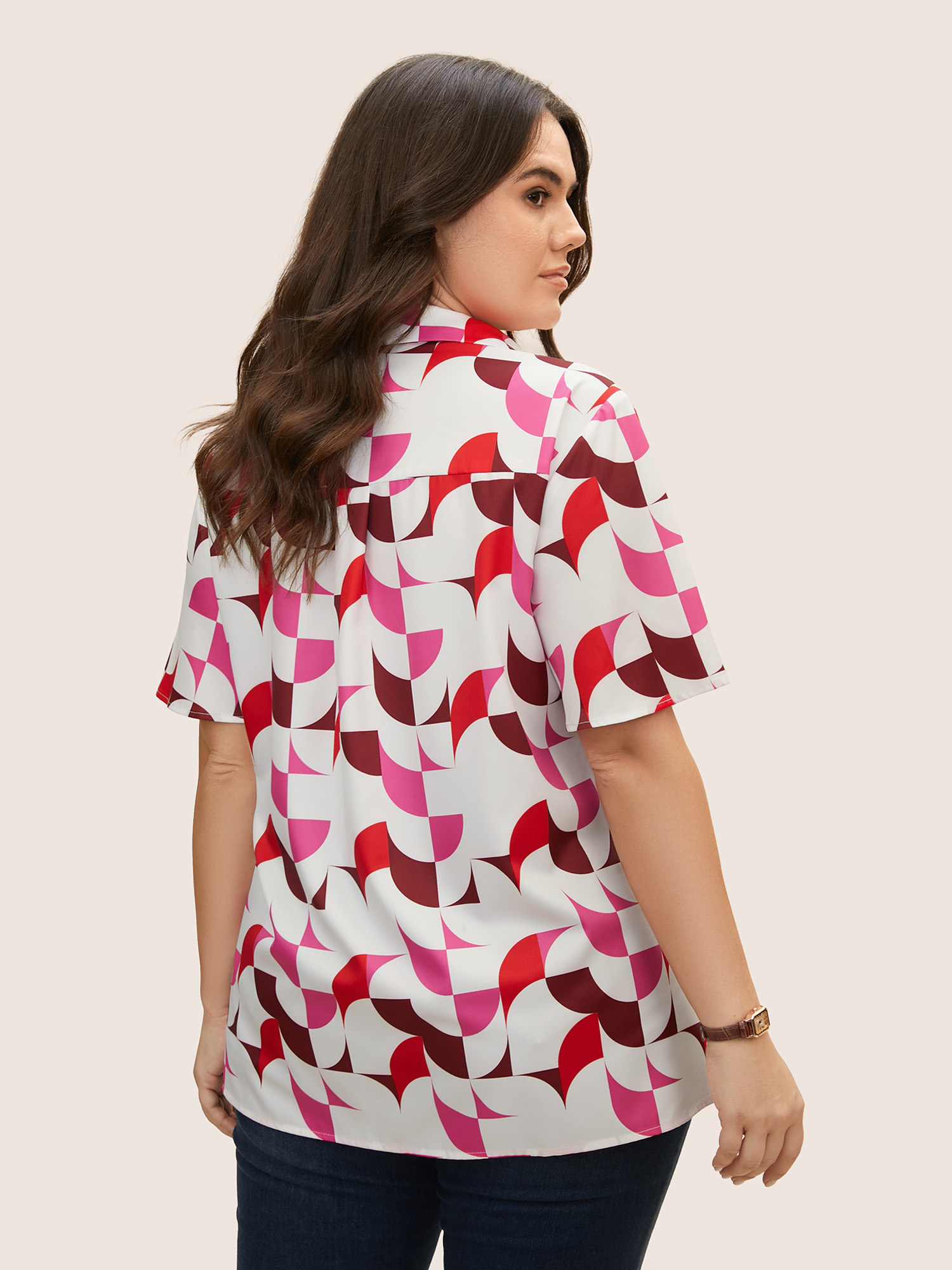 

Plus Size Multicolor Contrast Geometric Shirt Collar Flutter Sleeve Blouse Women At the Office Short sleeve Shirt collar Work Blouses BloomChic