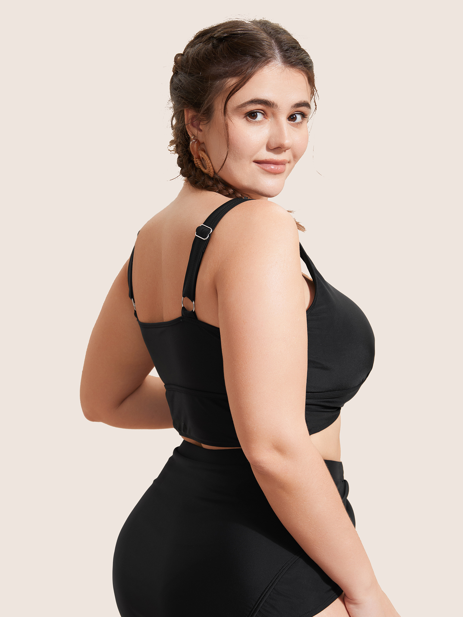 Plus Size Solid Square Neck Adjustable Straps Swim Top Women`s Swimwear Black Beach High stretch Skinny U-neck Curve Swim Tops BloomChic 12/L 