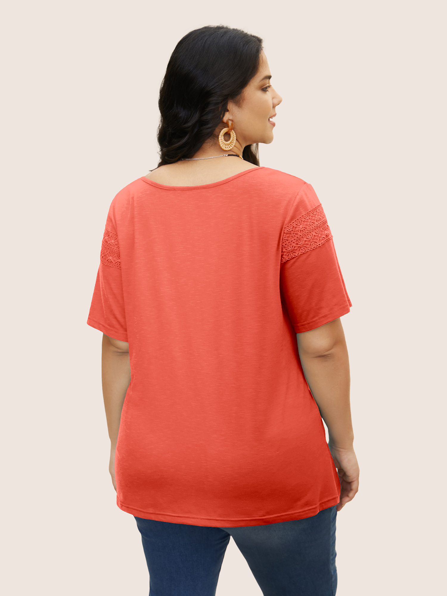 Plus Size Plain V Neck Lace Panel T-shirt OrangeRed Women Resort Patchwork V-neck Vacation T-shirts BloomChic 28/5X 