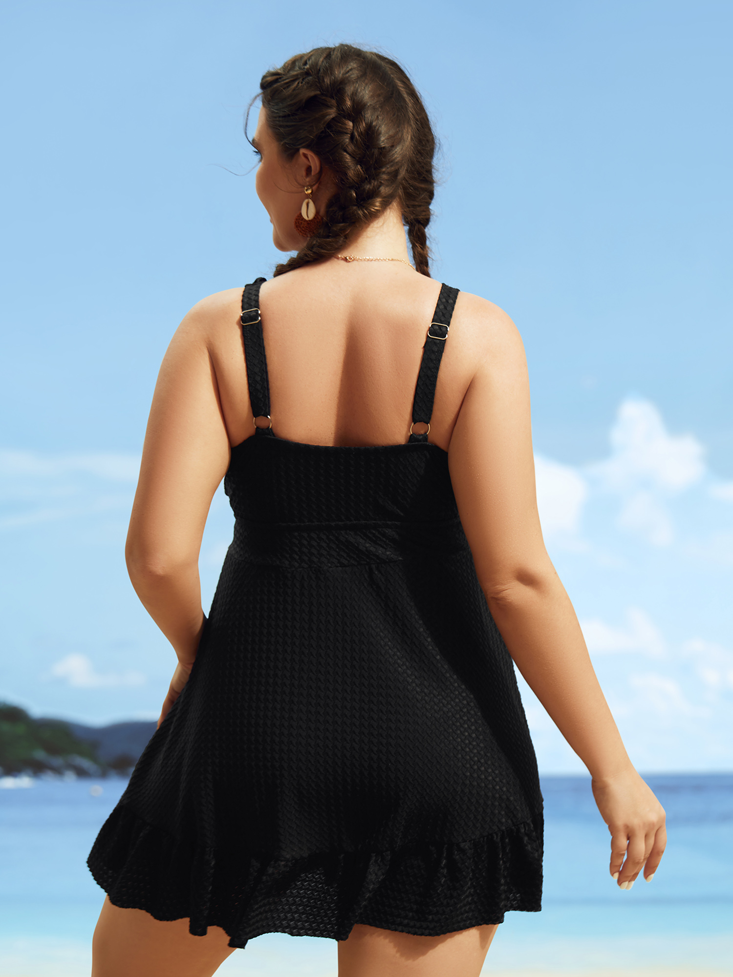 Plus Size V Neck Solid Textured Ruffle Trim Swim Dress Women`s Swimwear Black Beach Bodycon V-neck High stretch Curve Swim Dresses BloomChic 28/5X 