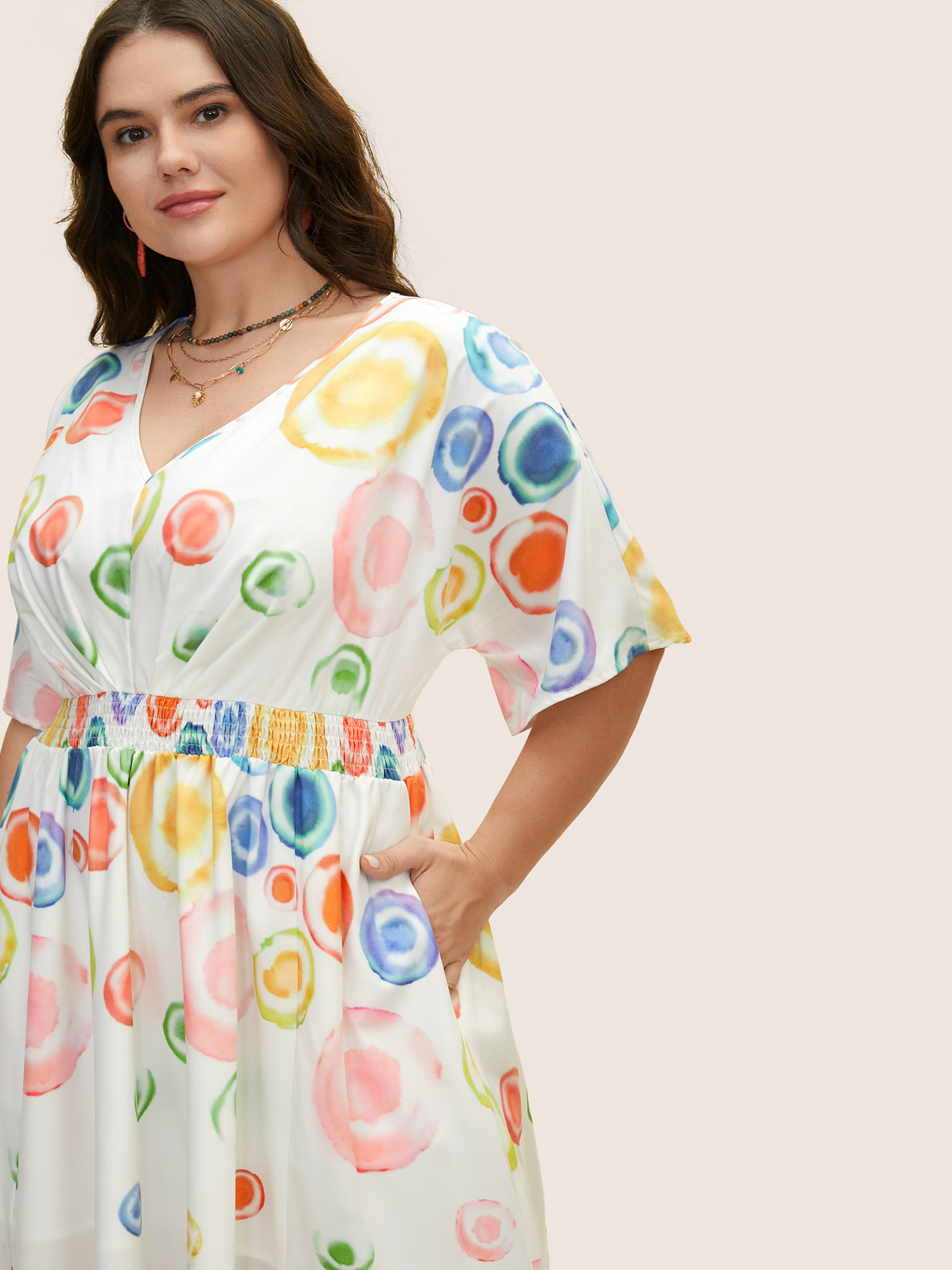 Plus Size Colored Colorblock Shirred Split Hem Maxi Dress Originalwhite Women Resort Shirred V-neck Short sleeve Curvy BloomChic 14-16/1X 
