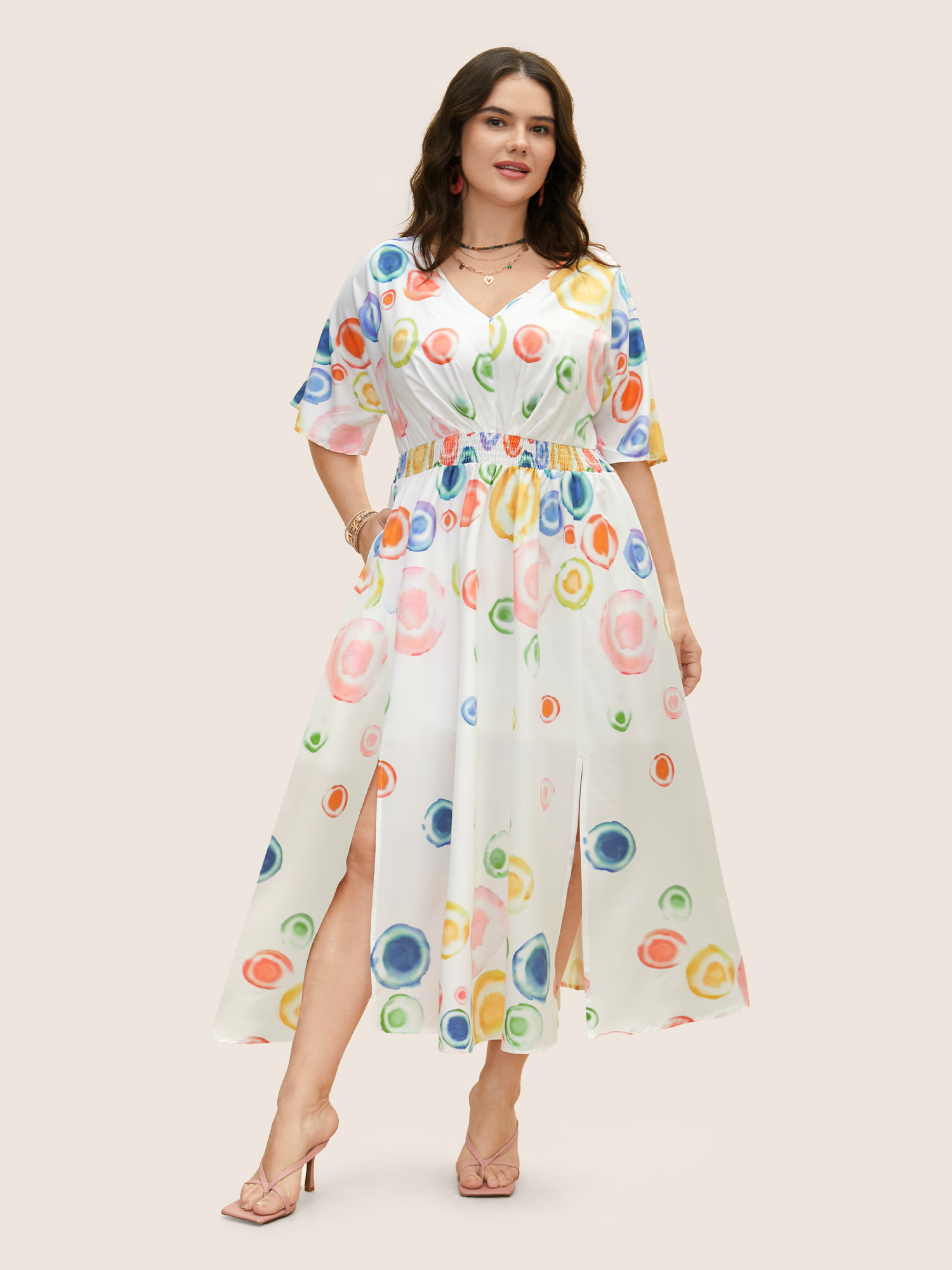 

Plus Size Colored Colorblock Shirred Split Hem Maxi Dress Originalwhite Women Resort Shirred V-neck Short sleeve Curvy BloomChic